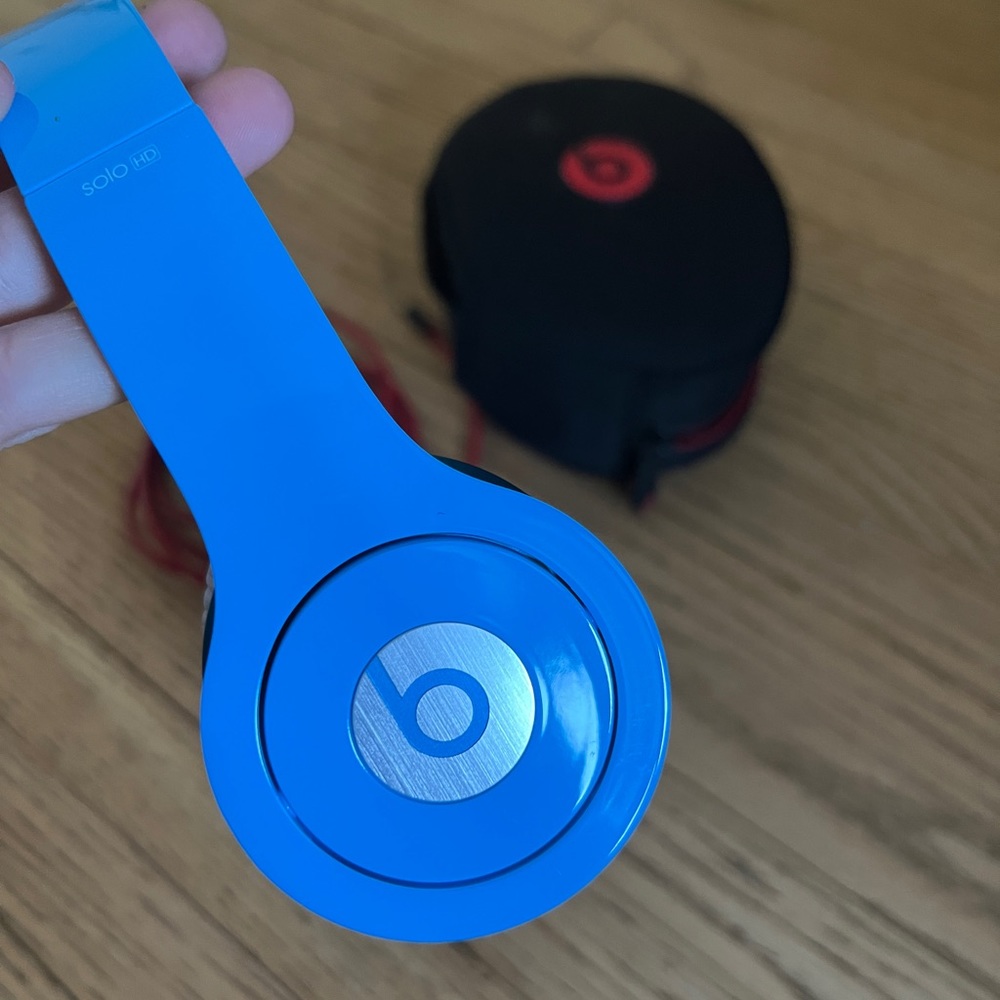 Beats Solo HD Light Blue